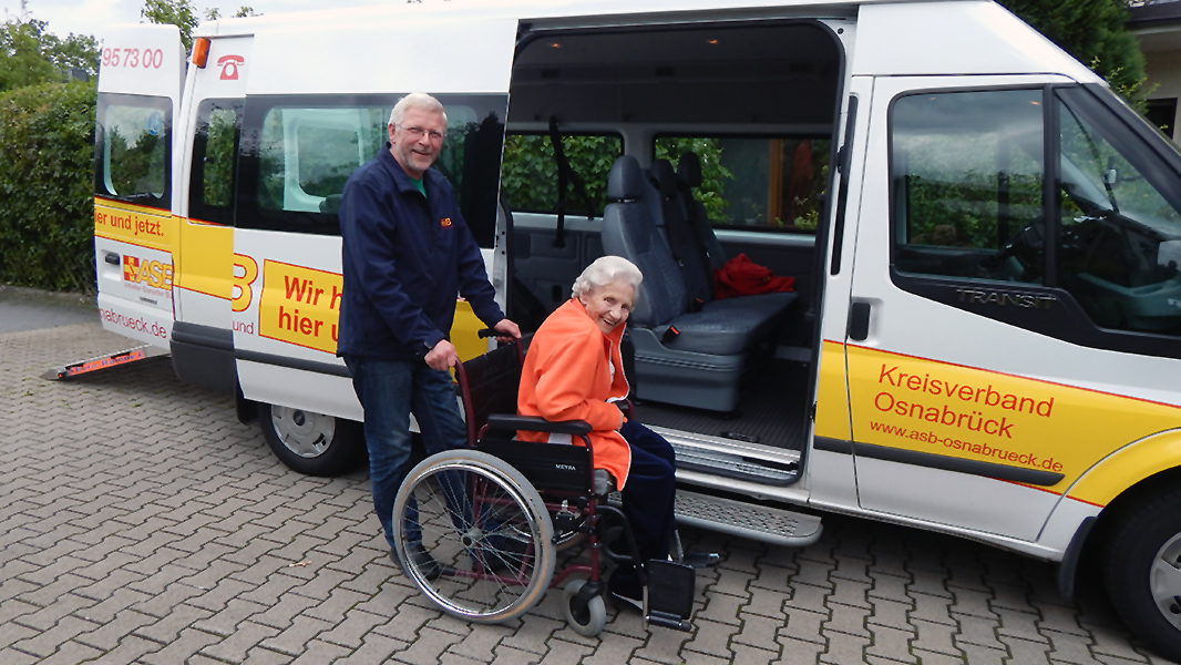 Fahrdienst_Werbefoto.jpg